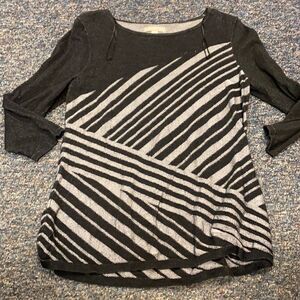 Dana Buchman Charcoal Stripped Top sz. L